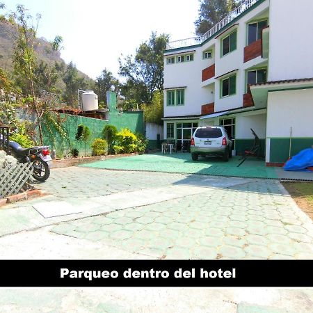 Hotel El Sol Panajachel Bagian luar foto